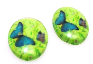 Kaboszon szklany - owal 18x13mm - motyl