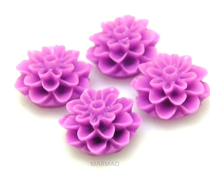 Kaboszon - kwiatek lila 14mm