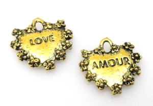 Zawieszka serce z napisem love i amour - 16x17mm