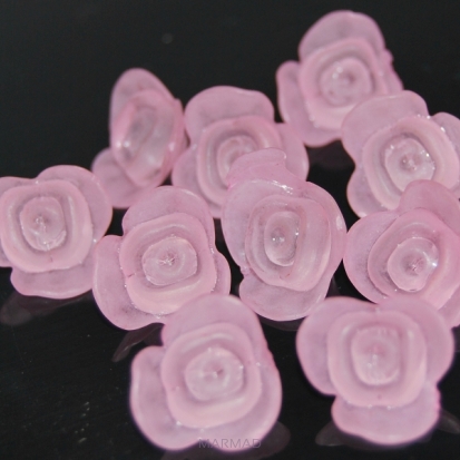 Akrylowe różyczki - 14mm - jasno różowe