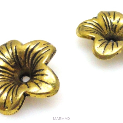 Czapeczki na korale - kwiatki 17mm - antyczne złoto